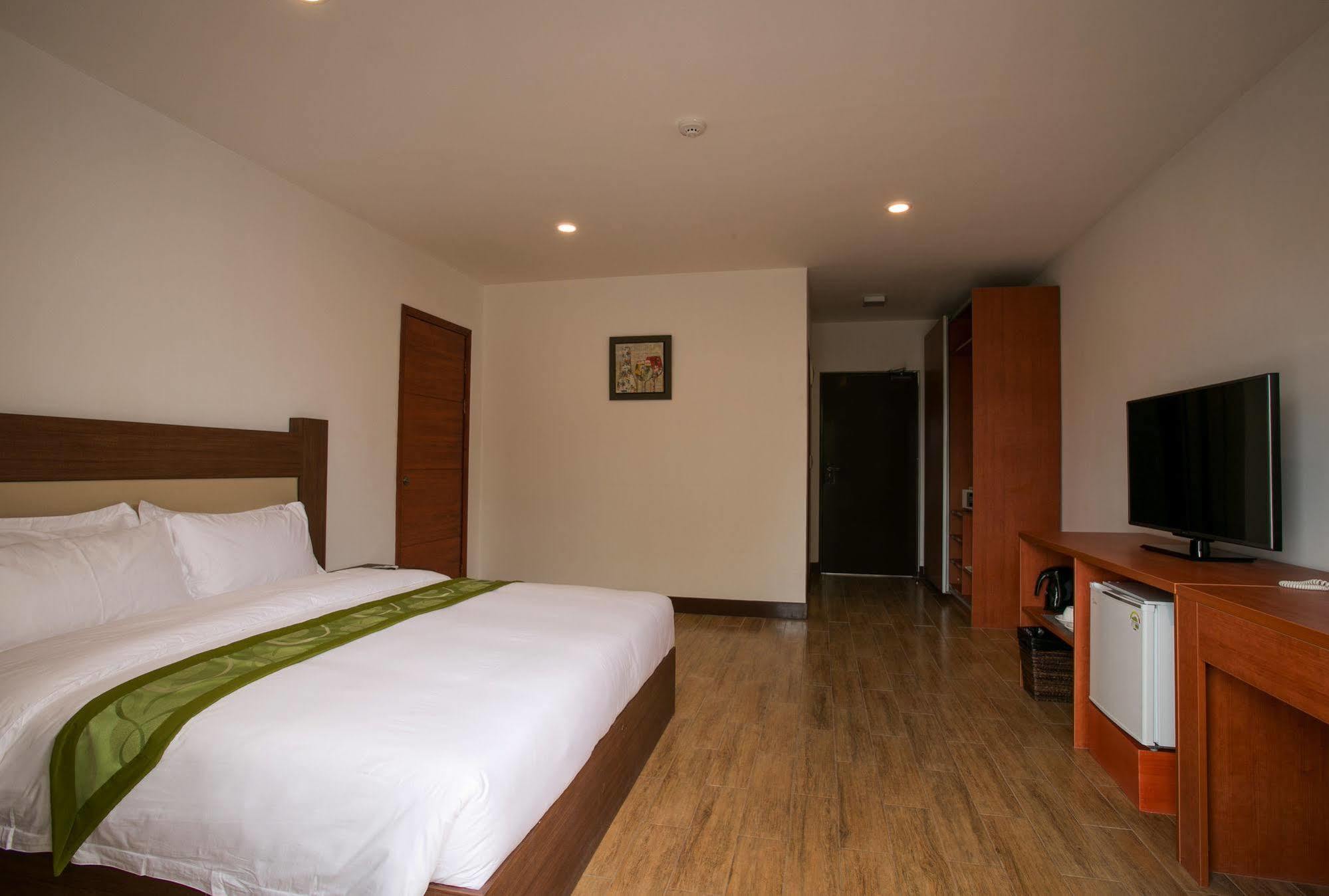 Gabi Resort & Spa Cordova  Екстериор снимка